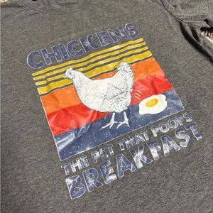 Chickens - The Pet That Poops Breakfast - Graphic T-Shirt